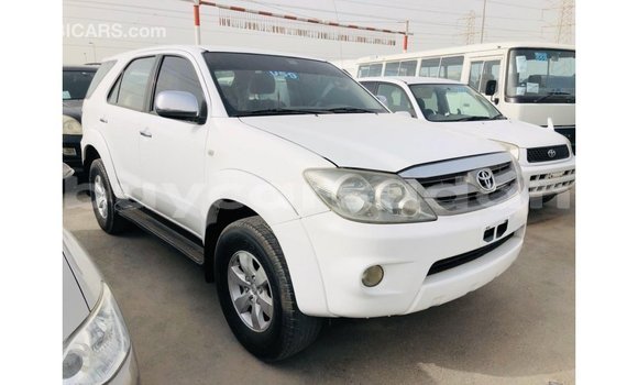 Buy Import Toyota Fortuner White Car in Import - Dubai in Al Jazirah State Buy Import Toyota Fortuner White Car in Import - Dubai in Al Jazirah State