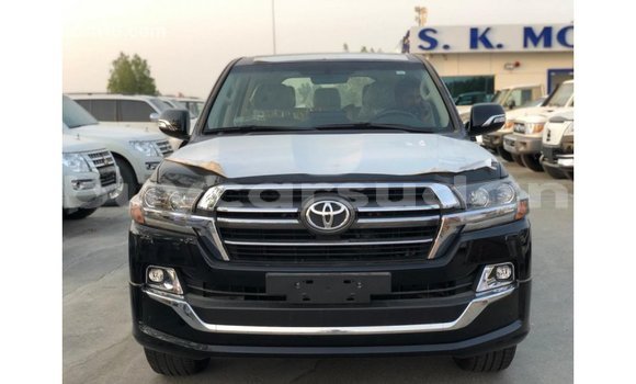 Acheter Import Voiture Toyota Land Cruiser Noir à Import - Dubai, État d'Al Jazirah Acheter Import Voiture Toyota Land Cruiser Noir à Import - Dubai, État d'Al Jazirah