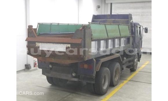 Buy Import Nissan Evalia Blue Truck in Import - Dubai in Al Jazirah State Buy Import Nissan Evalia Blue Truck in Import - Dubai in Al Jazirah State