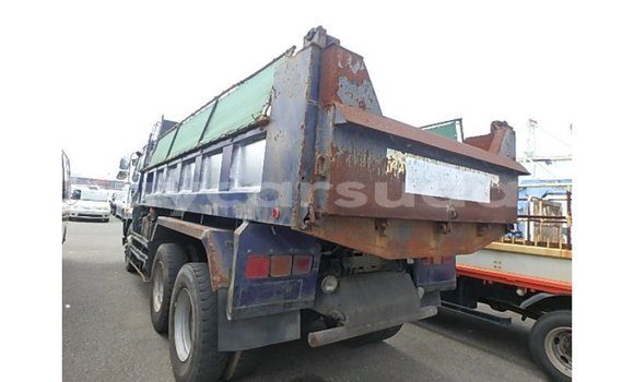 Buy Import Nissan Evalia Blue Truck in Import - Dubai in Al Jazirah State Buy Import Nissan Evalia Blue Truck in Import - Dubai in Al Jazirah State