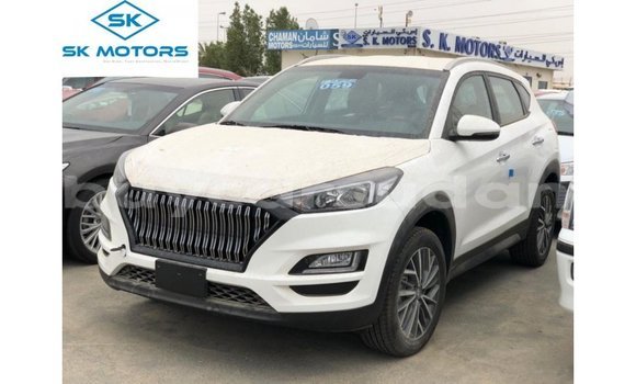 Buy Import Hyundai Tucson White Car in Import - Dubai in Al Jazirah State