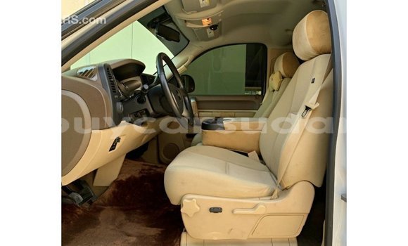 Buy Import Chevrolet Silverado White Car in Import - Dubai in Al Jazirah State Buy Import Chevrolet Silverado White Car in Import - Dubai in Al Jazirah State