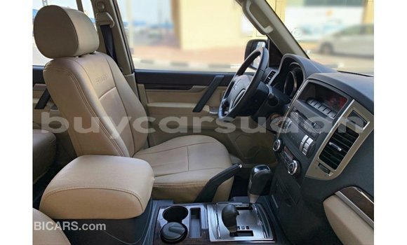 Buy Import Mitsubishi Pajero White Car in Import - Dubai in Al Jazirah State Buy Import Mitsubishi Pajero White Car in Import - Dubai in Al Jazirah State