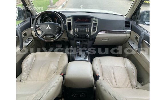 Buy Import Mitsubishi Pajero White Car in Import - Dubai in Al Jazirah State Buy Import Mitsubishi Pajero White Car in Import - Dubai in Al Jazirah State