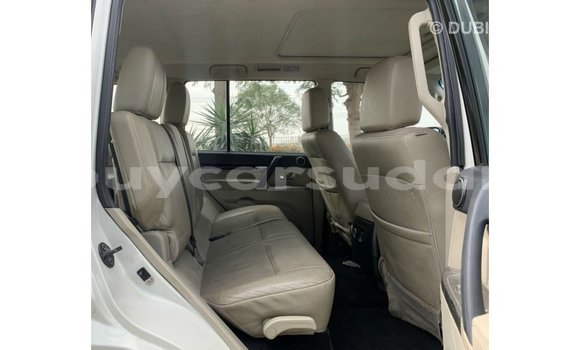 Buy Import Mitsubishi Pajero White Car in Import - Dubai in Al Jazirah State Buy Import Mitsubishi Pajero White Car in Import - Dubai in Al Jazirah State
