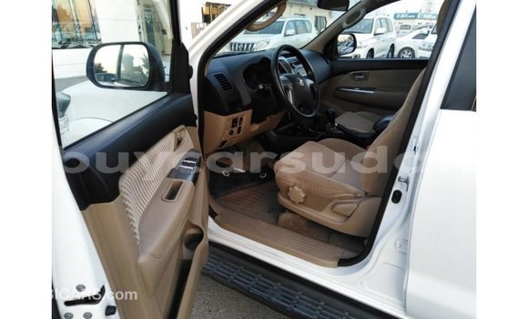 Buy Import Toyota Fortuner White Car in Import - Dubai in Al Jazirah State Buy Import Toyota Fortuner White Car in Import - Dubai in Al Jazirah State