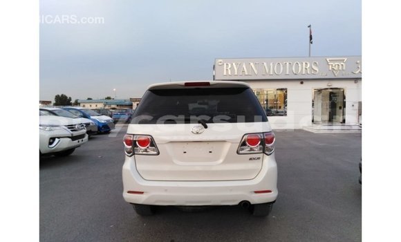 Buy Import Toyota Fortuner White Car in Import - Dubai in Al Jazirah State Buy Import Toyota Fortuner White Car in Import - Dubai in Al Jazirah State