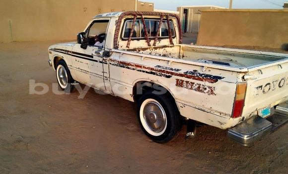 Buy Used Toyota Hilux White Car in Khartoum in Khartoum Buy Used Toyota Hilux White Car in Khartoum in Khartoum