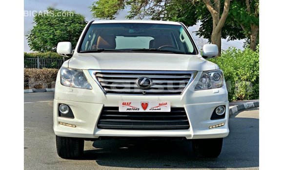 Buy Import Lexus LX White Car in Import - Dubai in Al Jazirah State Buy Import Lexus LX White Car in Import - Dubai in Al Jazirah State