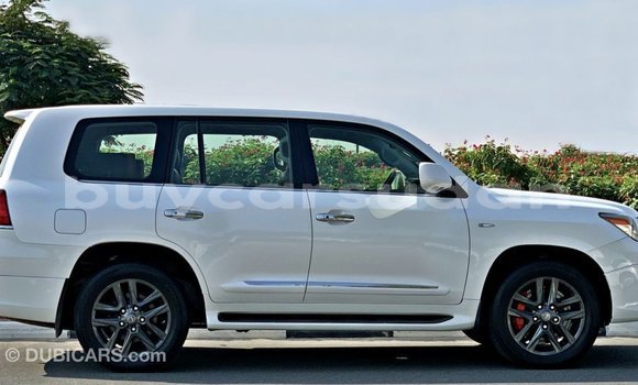 Buy Import Lexus LX White Car in Import - Dubai in Al Jazirah State Buy Import Lexus LX White Car in Import - Dubai in Al Jazirah State