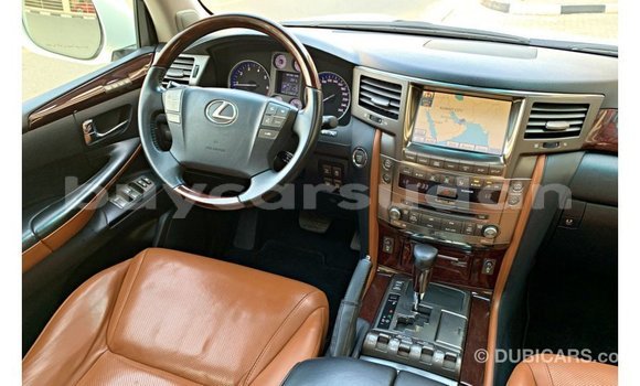 Buy Import Lexus LX White Car in Import - Dubai in Al Jazirah State Buy Import Lexus LX White Car in Import - Dubai in Al Jazirah State