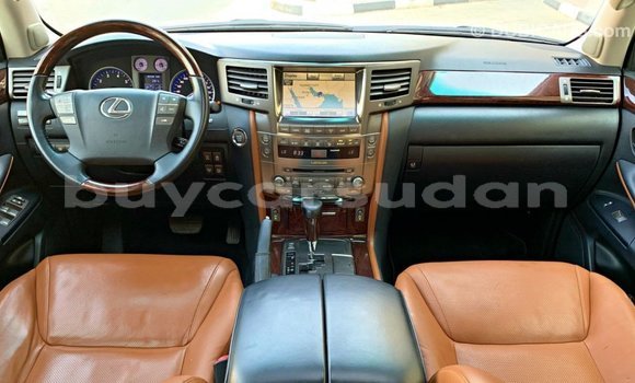 Buy Import Lexus LX White Car in Import - Dubai in Al Jazirah State Buy Import Lexus LX White Car in Import - Dubai in Al Jazirah State