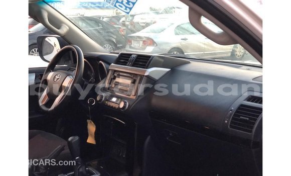 Buy Import Toyota Prado White Car in Import - Dubai in Al Jazirah State Buy Import Toyota Prado White Car in Import - Dubai in Al Jazirah State