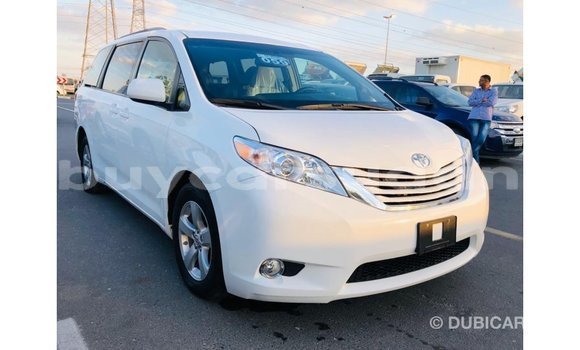 Buy Import Toyota Sienna White Car in Import - Dubai in Al Jazirah State Buy Import Toyota Sienna White Car in Import - Dubai in Al Jazirah State