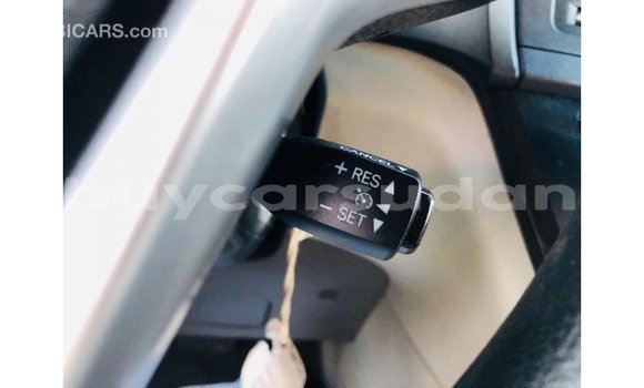 Buy Import Toyota Sienna White Car in Import - Dubai in Al Jazirah State Buy Import Toyota Sienna White Car in Import - Dubai in Al Jazirah State