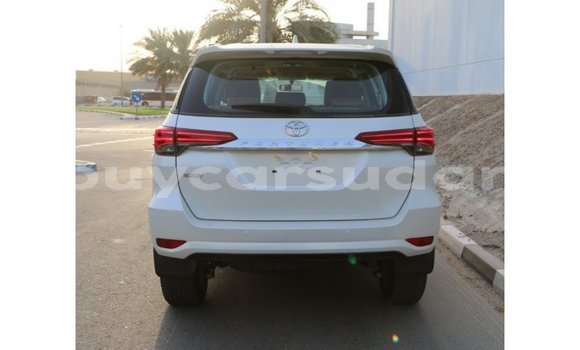 Buy Import Toyota Fortuner Black Car in Import - Dubai in Al Jazirah State Buy Import Toyota Fortuner Black Car in Import - Dubai in Al Jazirah State
