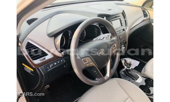 Buy Import Hyundai Santa Fe Other Car in Import - Dubai in Al Jazirah State Buy Import Hyundai Santa Fe Other Car in Import - Dubai in Al Jazirah State