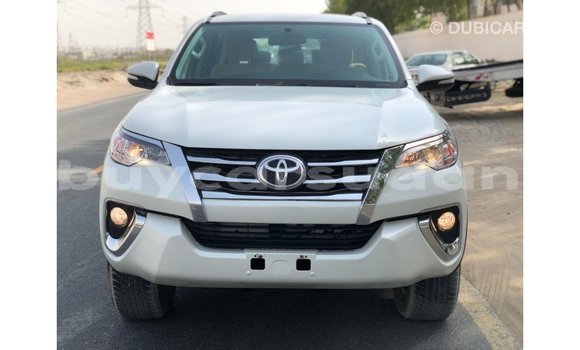 Buy Import Toyota Fortuner White Car in Import - Dubai in Al Jazirah State Buy Import Toyota Fortuner White Car in Import - Dubai in Al Jazirah State