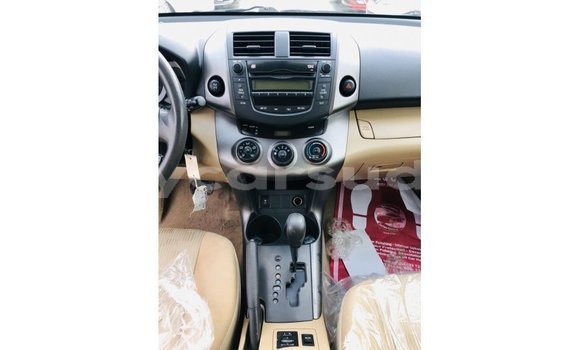 Buy Import Toyota HiAce Black Truck in Import - Dubai in Al Jazirah State Buy Import Toyota HiAce Black Truck in Import - Dubai in Al Jazirah State