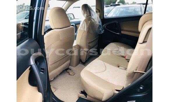 Buy Import Toyota HiAce Black Truck in Import - Dubai in Al Jazirah State Buy Import Toyota HiAce Black Truck in Import - Dubai in Al Jazirah State