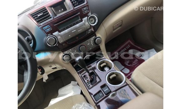 Buy Import Toyota Highlander Other Car in Import - Dubai in Al Jazirah State Buy Import Toyota Highlander Other Car in Import - Dubai in Al Jazirah State