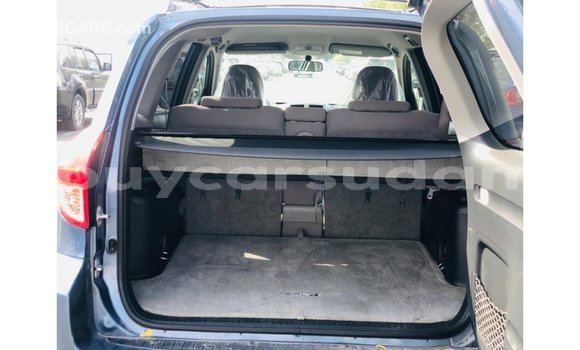 Buy Import Toyota HiAce Blue Truck in Import - Dubai in Al Jazirah State Buy Import Toyota HiAce Blue Truck in Import - Dubai in Al Jazirah State