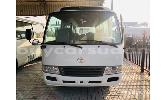 Acheter Import Voiture Toyota Coaster Blanc à Import - Dubai, État d'Al Jazirah Acheter Import Voiture Toyota Coaster Blanc à Import - Dubai, État d'Al Jazirah