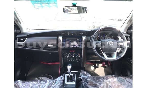Buy Import Toyota Fortuner White Car in Import - Dubai in Al Jazirah State Buy Import Toyota Fortuner White Car in Import - Dubai in Al Jazirah State