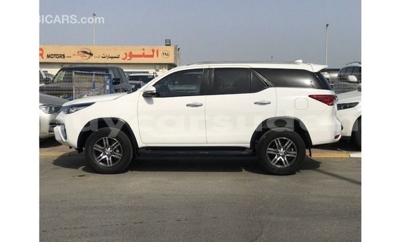 Buy Import Toyota Fortuner White Car in Import - Dubai in Al Jazirah State Buy Import Toyota Fortuner White Car in Import - Dubai in Al Jazirah State