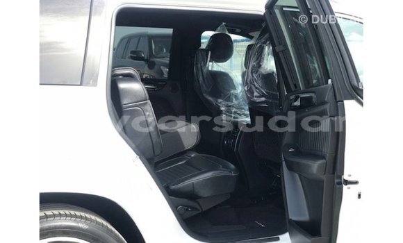 Buy Import Mercedes-Benz 190 White Car in Import - Dubai in Al Jazirah State Buy Import Mercedes-Benz 190 White Car in Import - Dubai in Al Jazirah State