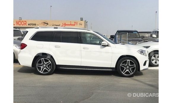 Buy Import Mercedes-Benz 190 White Car in Import - Dubai in Al Jazirah State Buy Import Mercedes-Benz 190 White Car in Import - Dubai in Al Jazirah State