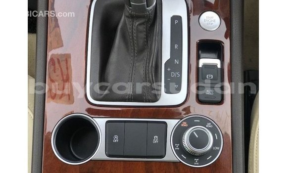 Acheter Import Voiture Volkswagen Touareg Marron à Import - Dubai, État d'Al Jazirah Acheter Import Voiture Volkswagen Touareg Marron à Import - Dubai, État d'Al Jazirah