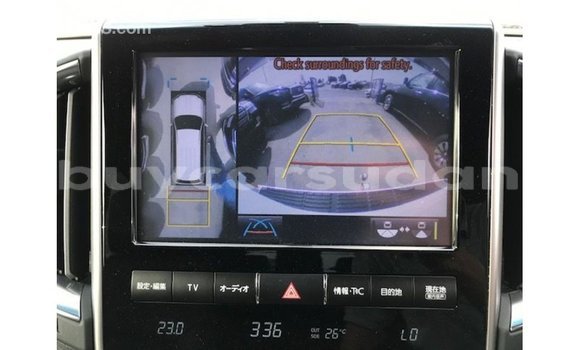 Acheter Import Voiture Toyota Land Cruiser Blanc à Import - Dubai, État d'Al Jazirah Acheter Import Voiture Toyota Land Cruiser Blanc à Import - Dubai, État d'Al Jazirah