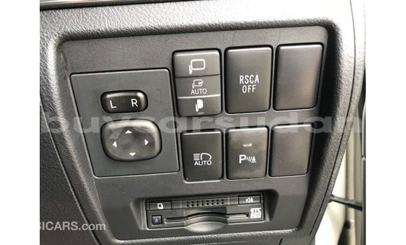 Acheter Import Voiture Toyota Land Cruiser Blanc à Import - Dubai, État d'Al Jazirah Acheter Import Voiture Toyota Land Cruiser Blanc à Import - Dubai, État d'Al Jazirah