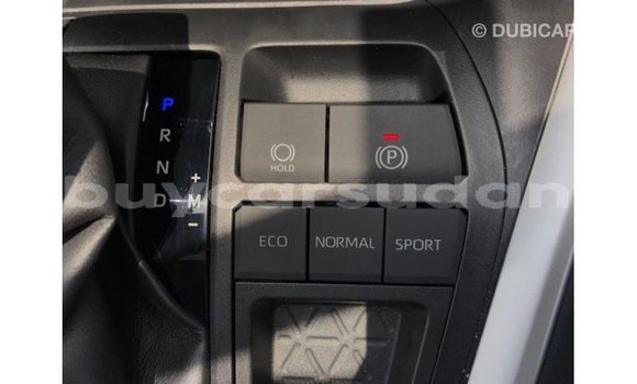 Buy Import Toyota HiAce White Truck in Import - Dubai in Al Jazirah State Buy Import Toyota HiAce White Truck in Import - Dubai in Al Jazirah State