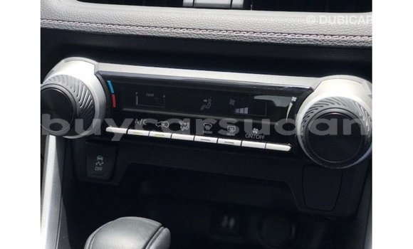 Buy Import Toyota HiAce White Truck in Import - Dubai in Al Jazirah State Buy Import Toyota HiAce White Truck in Import - Dubai in Al Jazirah State