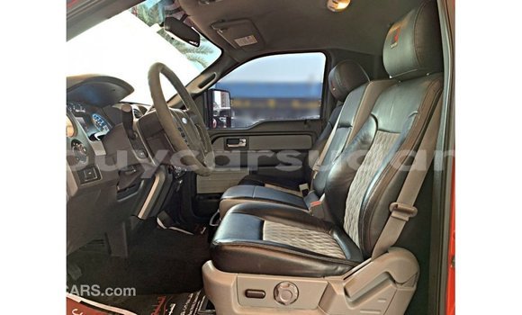 Buy Import Ford Club Wagon Red Car in Import - Dubai in Al Jazirah State Buy Import Ford Club Wagon Red Car in Import - Dubai in Al Jazirah State