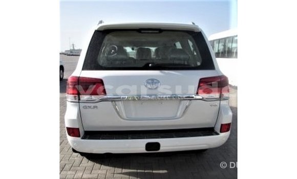 Buy Import Toyota Land Cruiser White Car in Import - Dubai in Al Jazirah State Buy Import Toyota Land Cruiser White Car in Import - Dubai in Al Jazirah State