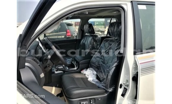 Buy Import Toyota Land Cruiser White Car in Import - Dubai in Al Jazirah State Buy Import Toyota Land Cruiser White Car in Import - Dubai in Al Jazirah State