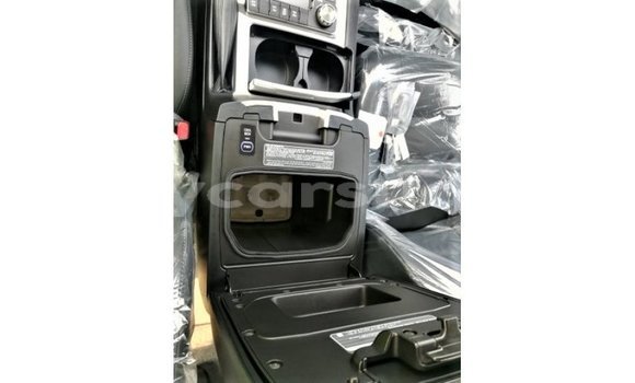 Buy Import Toyota Land Cruiser White Car in Import - Dubai in Al Jazirah State Buy Import Toyota Land Cruiser White Car in Import - Dubai in Al Jazirah State