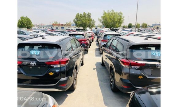 Acheter Import Voiture Toyota Rush Rouge à Import - Dubai, État d'Al Jazirah Acheter Import Voiture Toyota Rush Rouge à Import - Dubai, État d'Al Jazirah