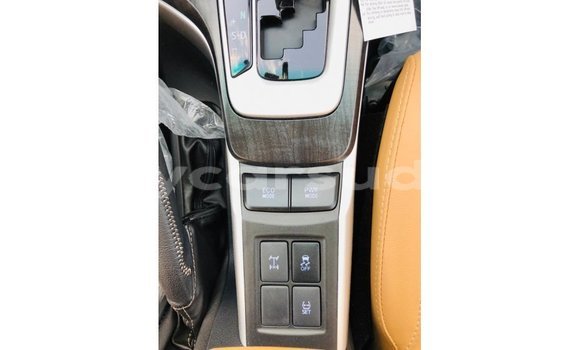 Acheter Import Voiture Toyota Fortuner Noir à Import - Dubai, État d'Al Jazirah Acheter Import Voiture Toyota Fortuner Noir à Import - Dubai, État d'Al Jazirah