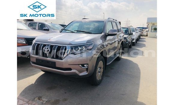 Acheter Import Voiture Toyota Prado Marron à Import - Dubai, État d'Al Jazirah Acheter Import Voiture Toyota Prado Marron à Import - Dubai, État d'Al Jazirah