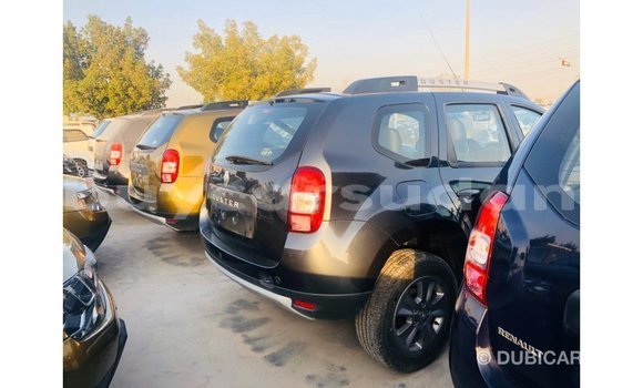 Acheter Import Voiture Renault Duster Noir à Import - Dubai, État d'Al Jazirah Acheter Import Voiture Renault Duster Noir à Import - Dubai, État d'Al Jazirah