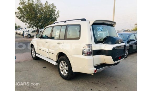 Buy Import Mitsubishi Pajero White Car in Import - Dubai in Al Jazirah State Buy Import Mitsubishi Pajero White Car in Import - Dubai in Al Jazirah State