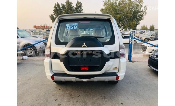 Buy Import Mitsubishi Pajero White Car in Import - Dubai in Al Jazirah State Buy Import Mitsubishi Pajero White Car in Import - Dubai in Al Jazirah State