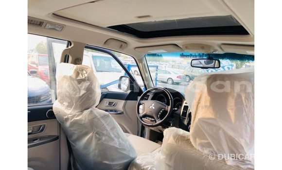 Buy Import Mitsubishi Pajero White Car in Import - Dubai in Al Jazirah State Buy Import Mitsubishi Pajero White Car in Import - Dubai in Al Jazirah State