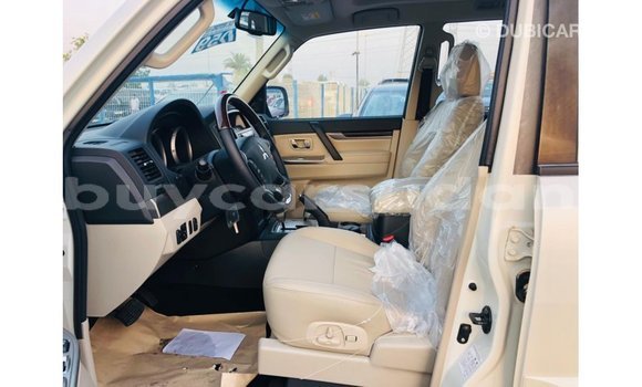 Buy Import Mitsubishi Pajero White Car in Import - Dubai in Al Jazirah State Buy Import Mitsubishi Pajero White Car in Import - Dubai in Al Jazirah State