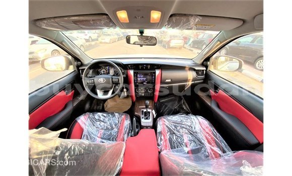 Buy Import Toyota Fortuner White Car in Import - Dubai in Al Jazirah State Buy Import Toyota Fortuner White Car in Import - Dubai in Al Jazirah State