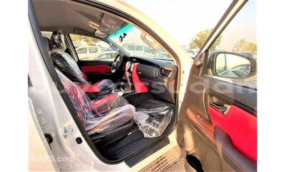Buy Import Toyota Fortuner White Car in Import - Dubai in Al Jazirah State Buy Import Toyota Fortuner White Car in Import - Dubai in Al Jazirah State